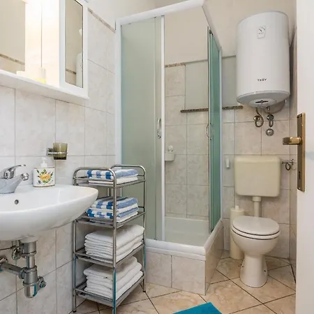By The Sea - Lozice, - 20202 Apartamento *