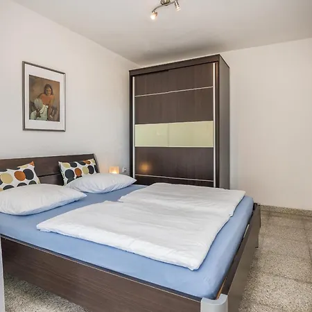 Apartamento By The Sea - Lozice, - 20202 *